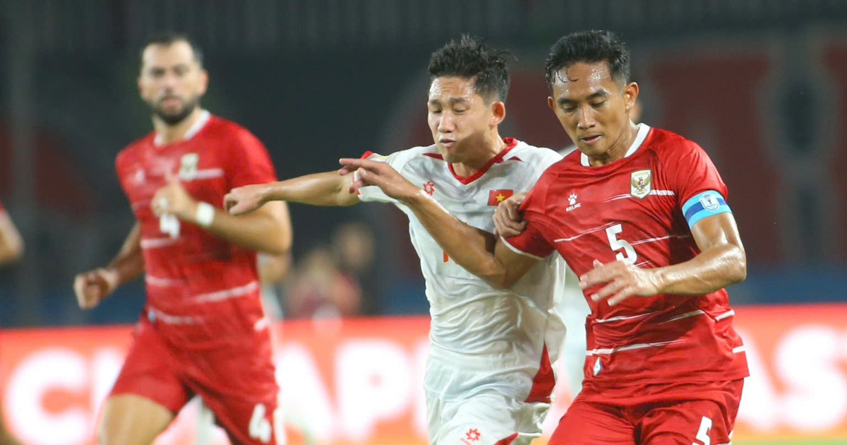 Núi lửa Krakatau phun trào đe dọa mặt cỏ FIFA ASEAN Cup, Chủ tịch PSSI ra chỉ thị nóng