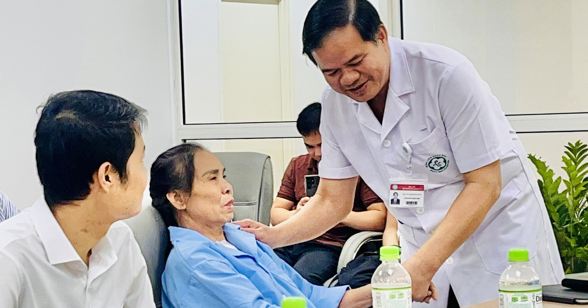 Phẫu thuật cấp cứu vá tim vỡ ngay khi tim đang đập