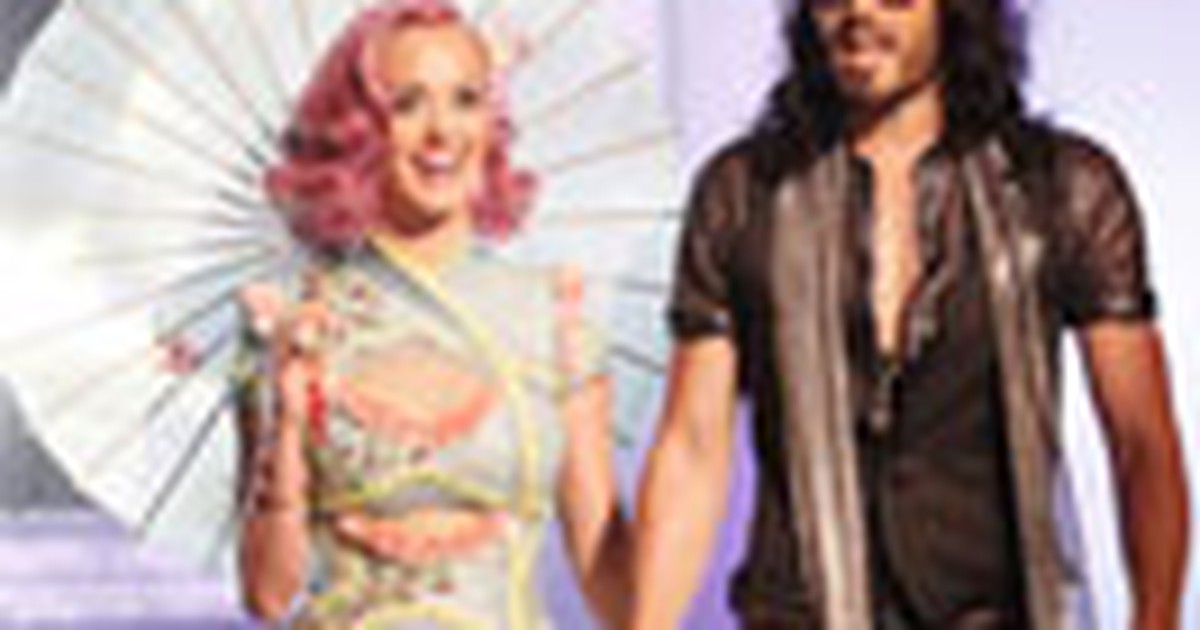 Russell Brand viết hồi ký, Katy Perry bất an