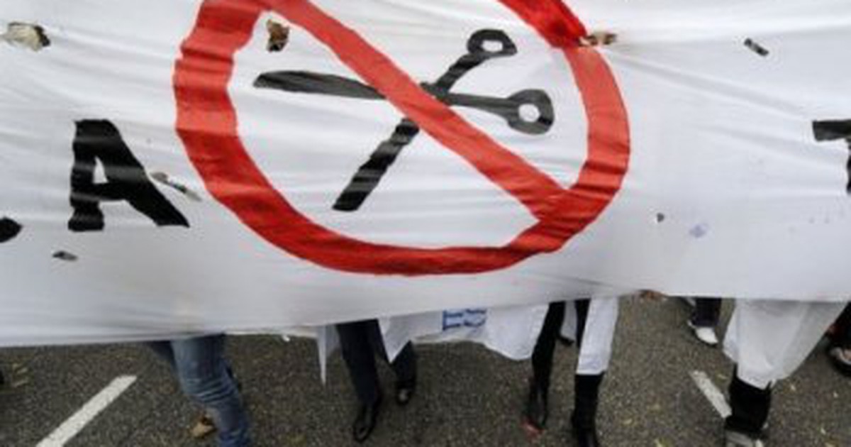 Tây Ban Nha: Hàng chục ngàn y, bác sĩ biểu tình