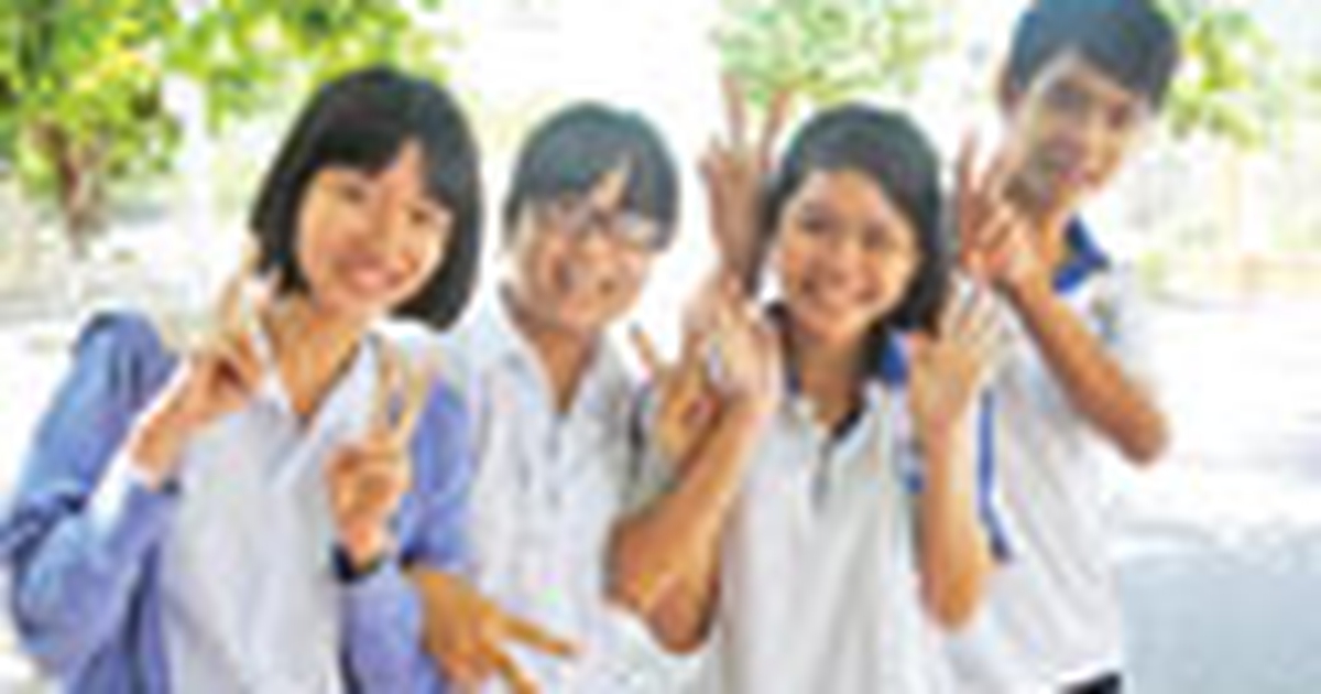 Học sinh làm phim về giới tính