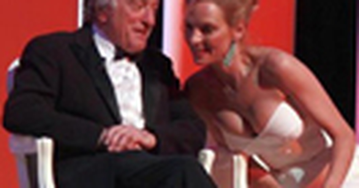 Cháy khu căn hộ của nam diễn viên Robert De Niro