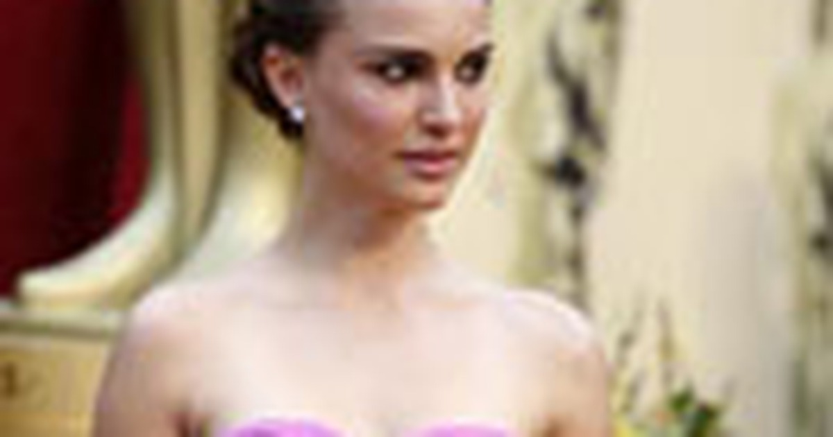 Natalie Portman được mời vào vai phu nhân Tổng thống Kennedy