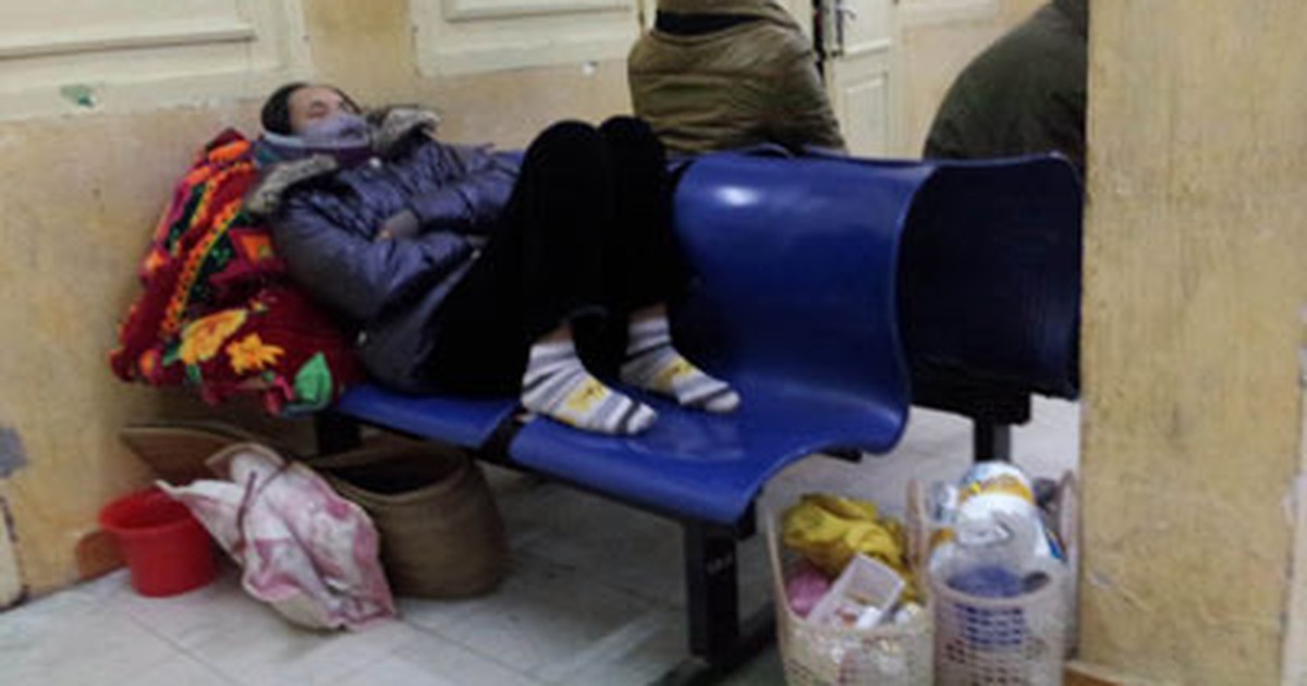 Co ro trong cái rét dưới 10 độ C ở các bệnh viện Hà Nội