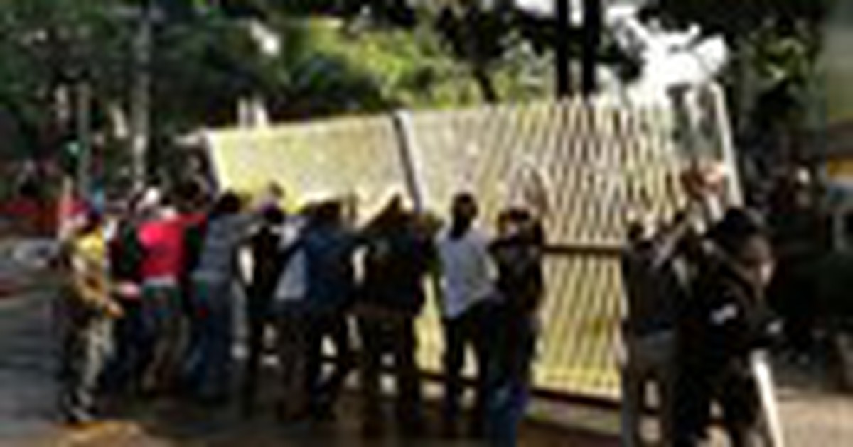 Thái Lan: Cảnh sát và phe biểu tình lại đụng độ