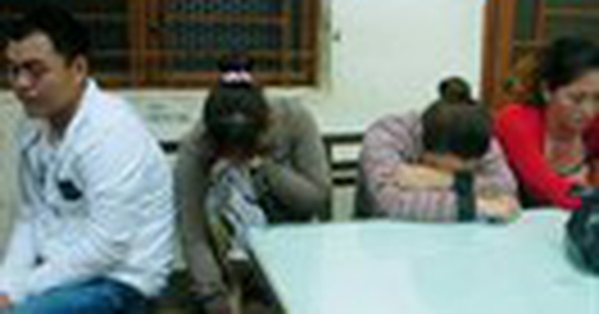 Hàng trăm công an đồng loạt triệt phá 61 điểm thầu đề, cá độ bóng đá