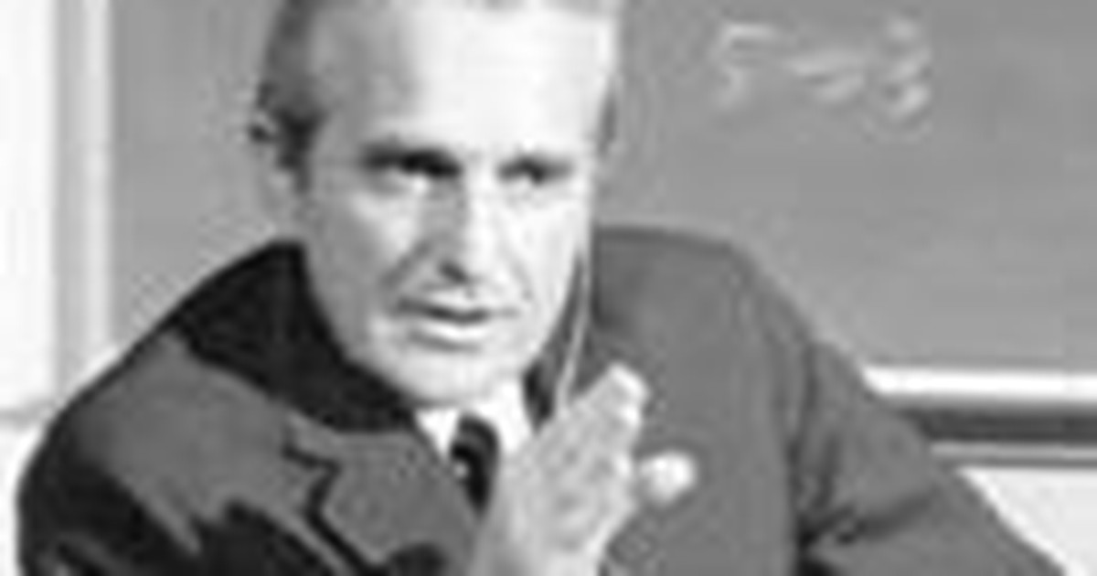 Cha đẻ chuột máy tính qua đời ở tuổi 88