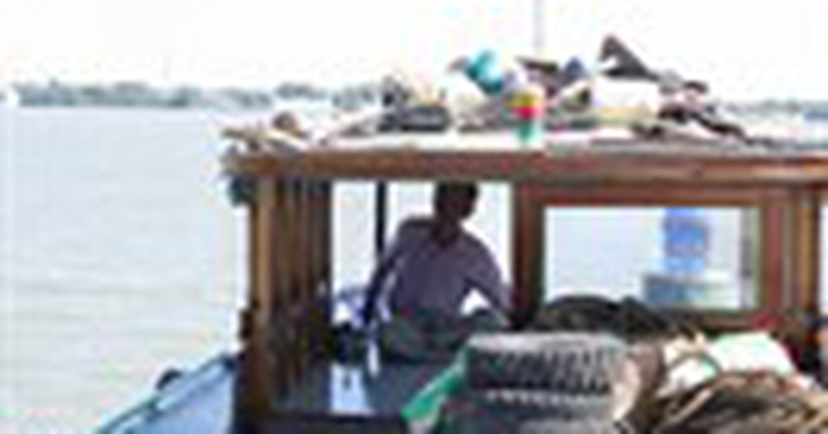 ‘Người hùng’ vụ cháy tàu cánh ngầm: Sống trên thuyền thì nhớ bờ