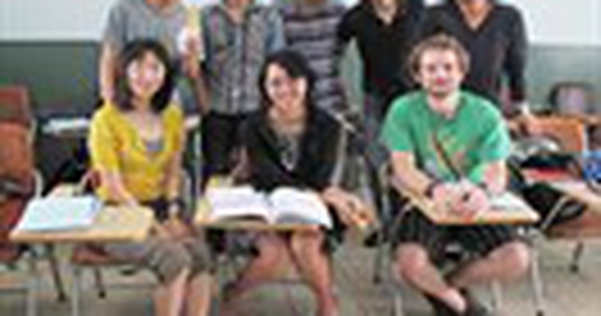 Học 3 tháng rưỡi, vẫn không nói được tiếng Việt? Dễ ợt