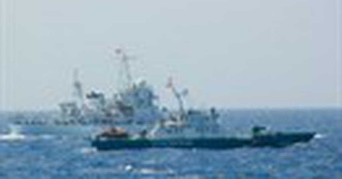 Tường thuật từ Hoàng Sa: Tàu Trung Quốc hung hăng tông thẳng tàu cảnh sát biển Việt Nam gây hư hại nặng