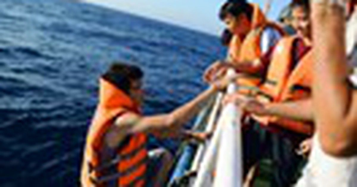 Tác nghiệp tại Hoàng Sa