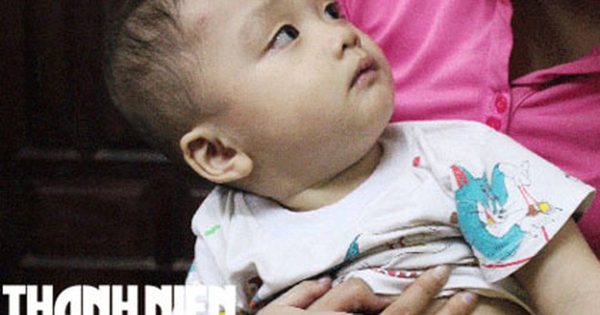 Bé trai bị bỏ rơi trên taxi: Tiến hành xác minh nhằm giúp mẹ con đoàn tụ