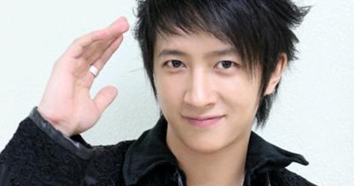Dân mạng xôn xao vụ Hangeng rời nhóm Super Junior