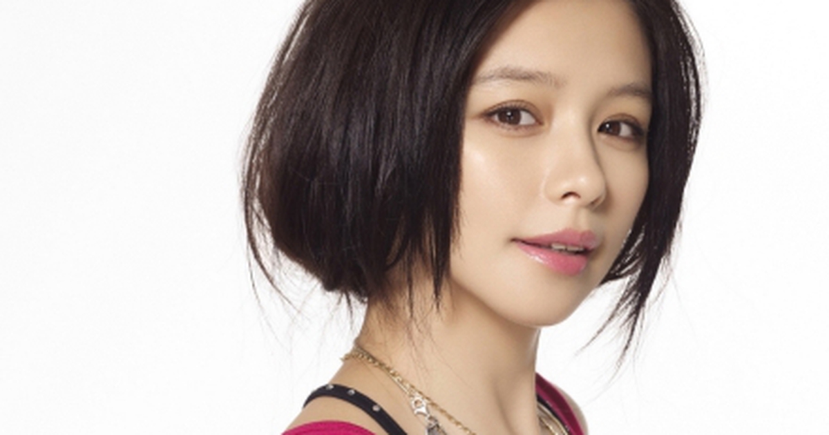 Từ Nhược Tuyên đã đính hôn với 'phi công' Singapore