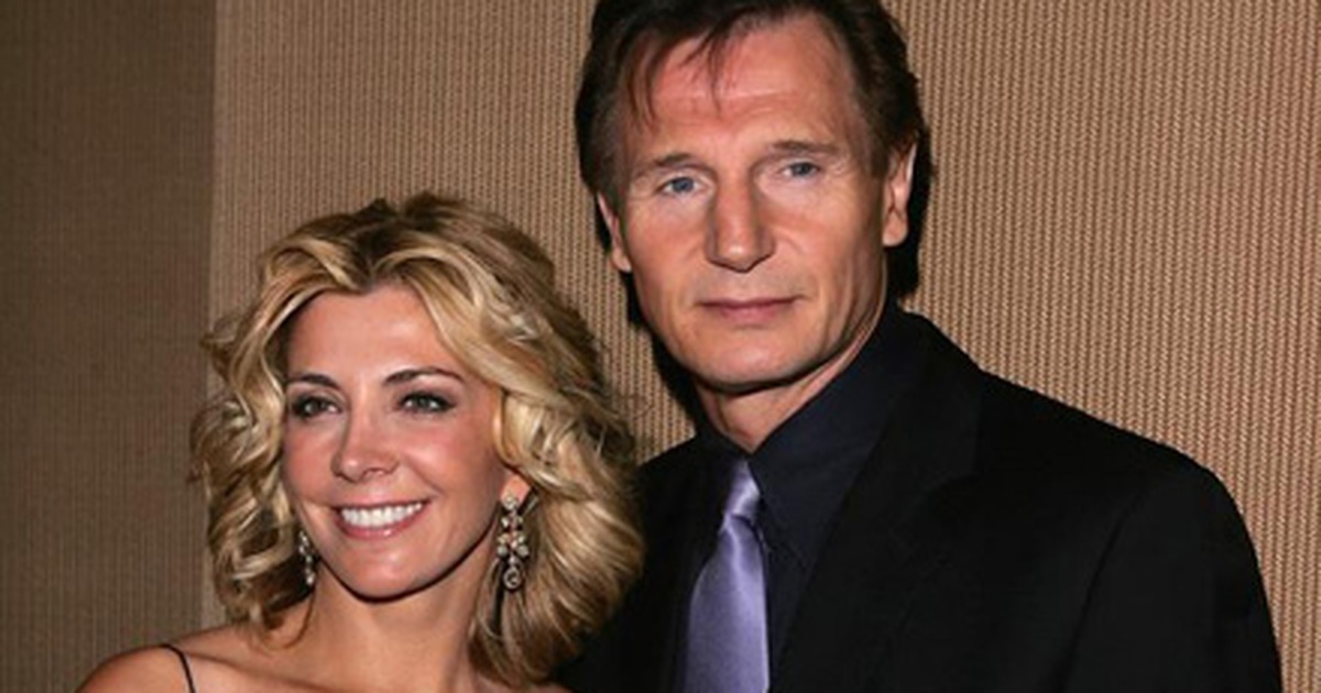 Liam Neeson mở lòng về việc rút ống thở để vợ ra đi