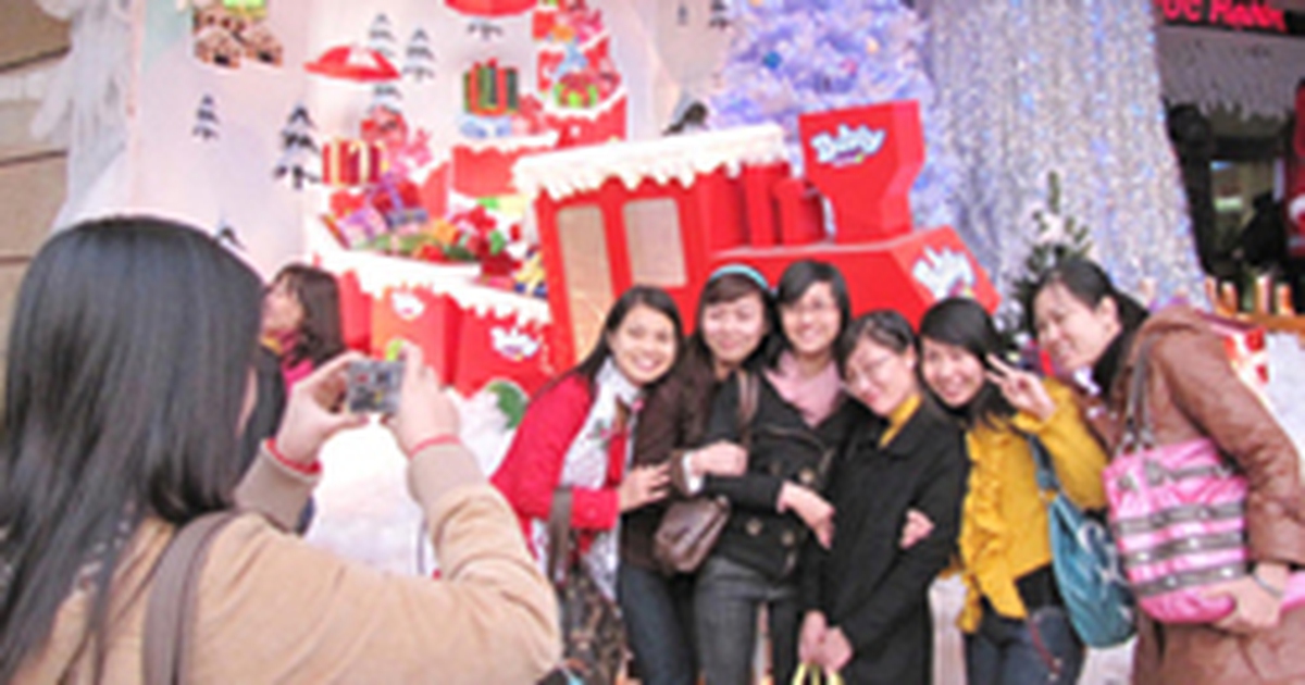 Khắp nơi đón Giáng sinh