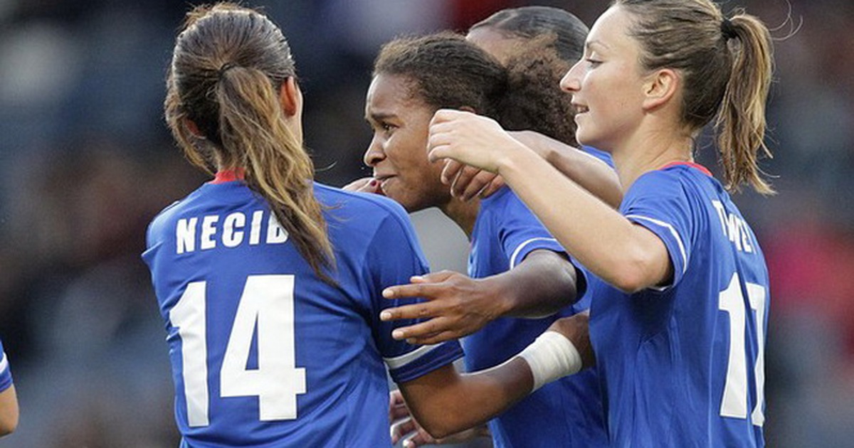 Bóng đá nữ Olympic 2012: Mỹ và Pháp vào bán kết