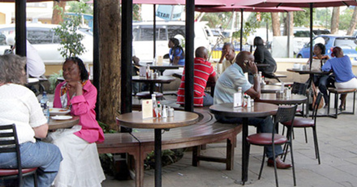 Nhà hàng Trung Quốc tại Kenya cấm cửa dân châu Phi sau 17 giờ