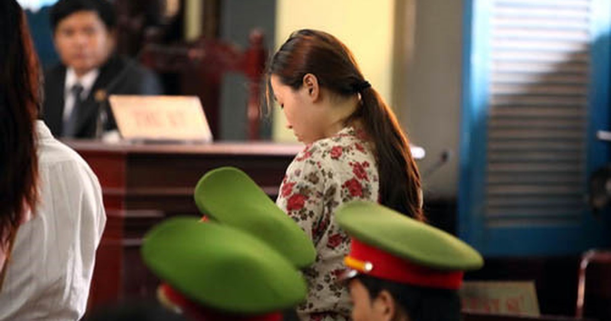 Khởi tố 'má mì' cầm đầu đường dây người mẫu bán dâm