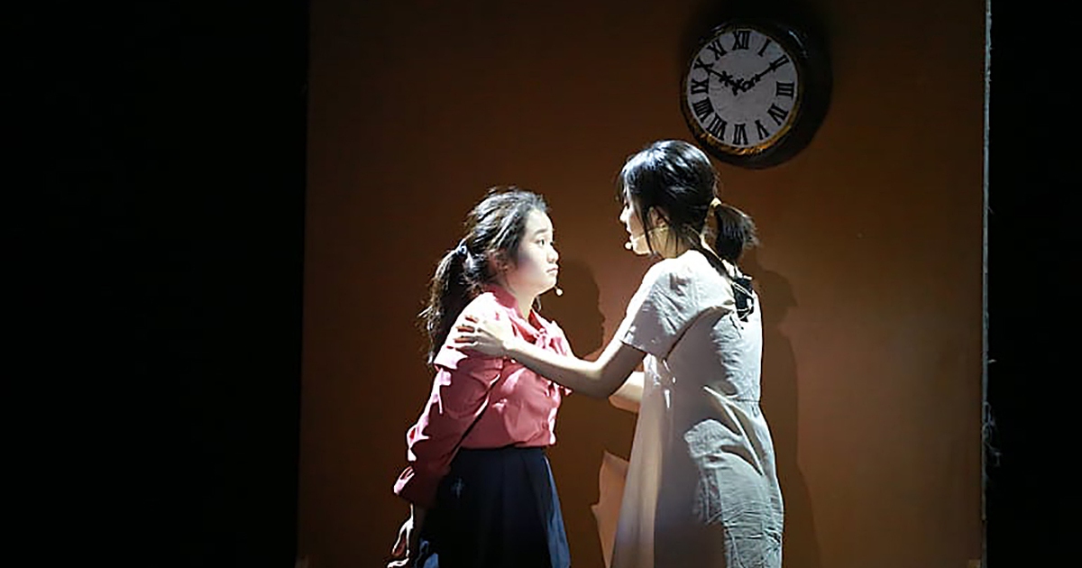 Lạc giữa hai thế giới với nhạc kịch Trường Hà Nội - Amsterdam