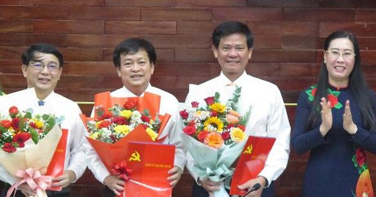 Quảng Ngãi: Điều động, phân công nhiệm vụ nhiều cán bộ lãnh đạo