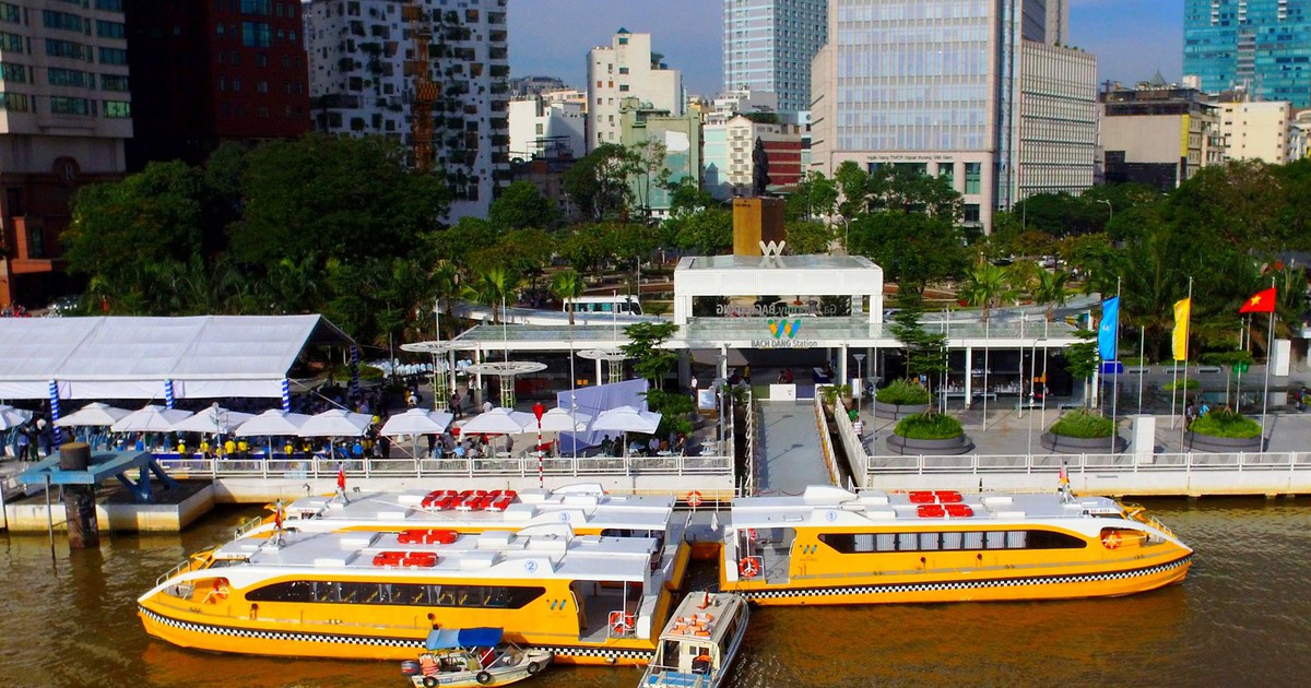 Người Sài Gòn bắt đầu vi vu trên sông bằng tàu buýt đường thủy