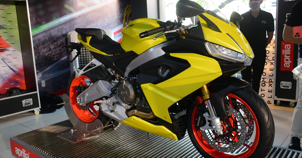 Mô tô Aprilia tại Việt Nam giá cao gấp đôi đối thủ, bán cho ai?