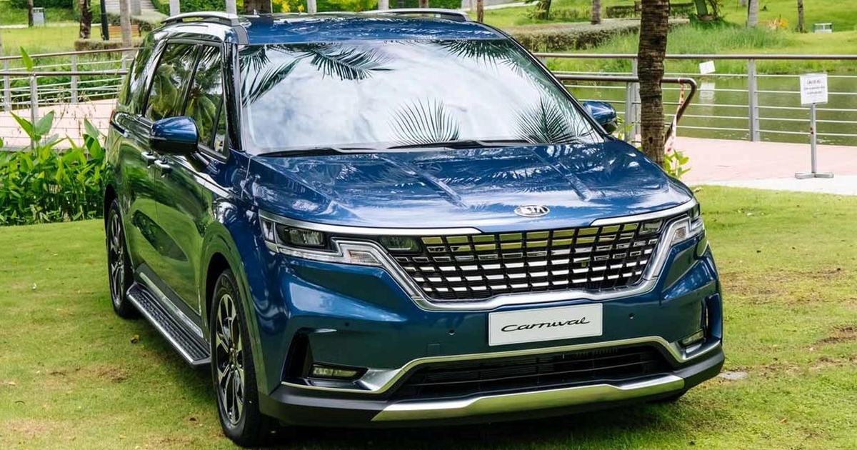 Giá bán Kia Carnival 2022 tiếp tục tăng