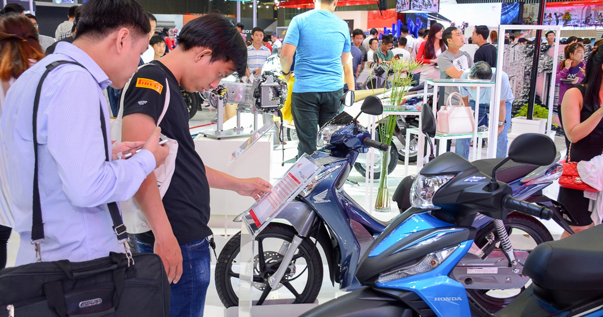 Thị trường xe máy cận Tết: Xe tăng kịch trần, mẫu giảm nhỏ giọt