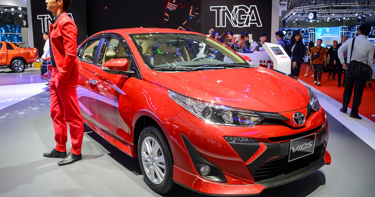 Xe sedan hạng B dưới 650 triệu: Vios tạo cách biệt, Soluto bám sát City