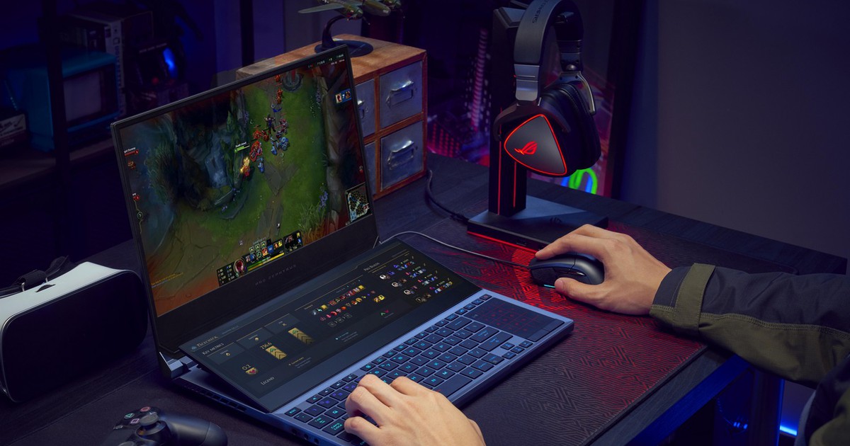 ASUS ROG giới thiệu Zephyrus Duo 15 - Laptop game hai màn hình
