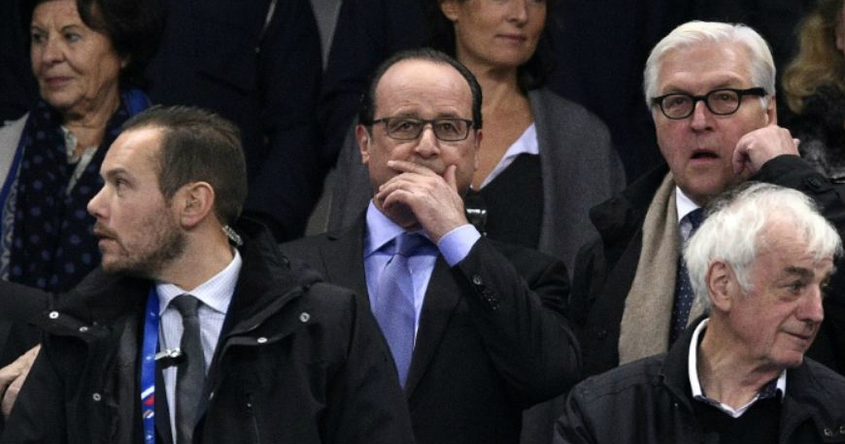 Tổng thống Pháp và khoảnh khắc bàng hoàng giữa sân Stade de France