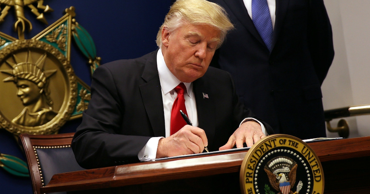 Chính quyền Trump kháng cáo phán quyết chặn sắc lệnh di trú mới