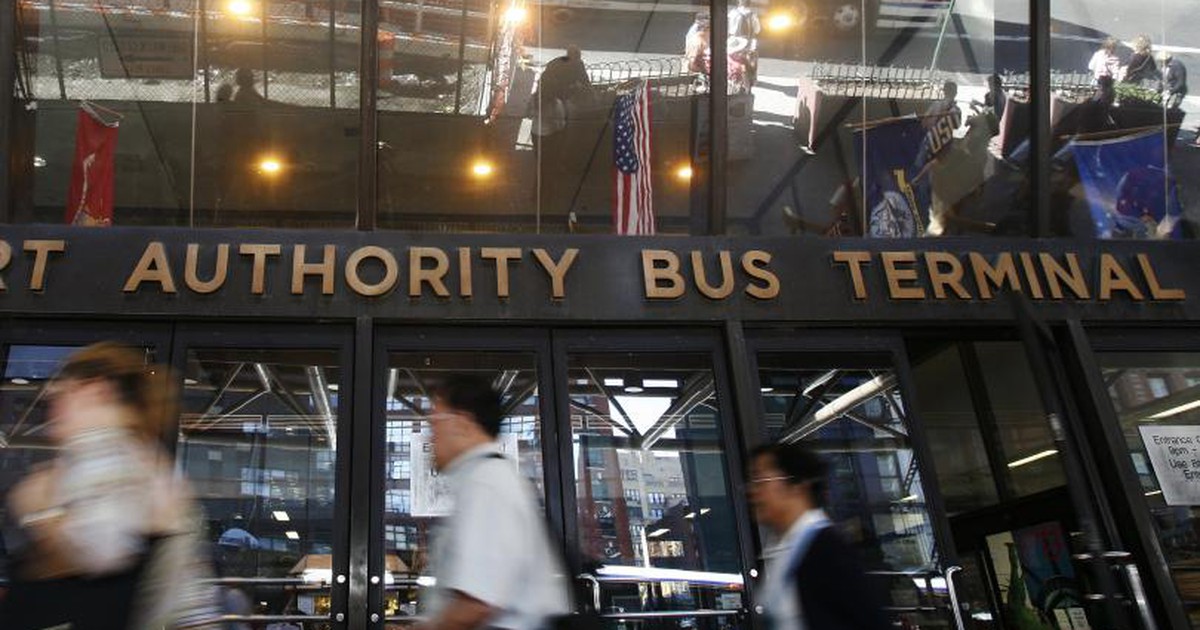 Nổ tại bến xe New York, nhiều người hoảng loạn