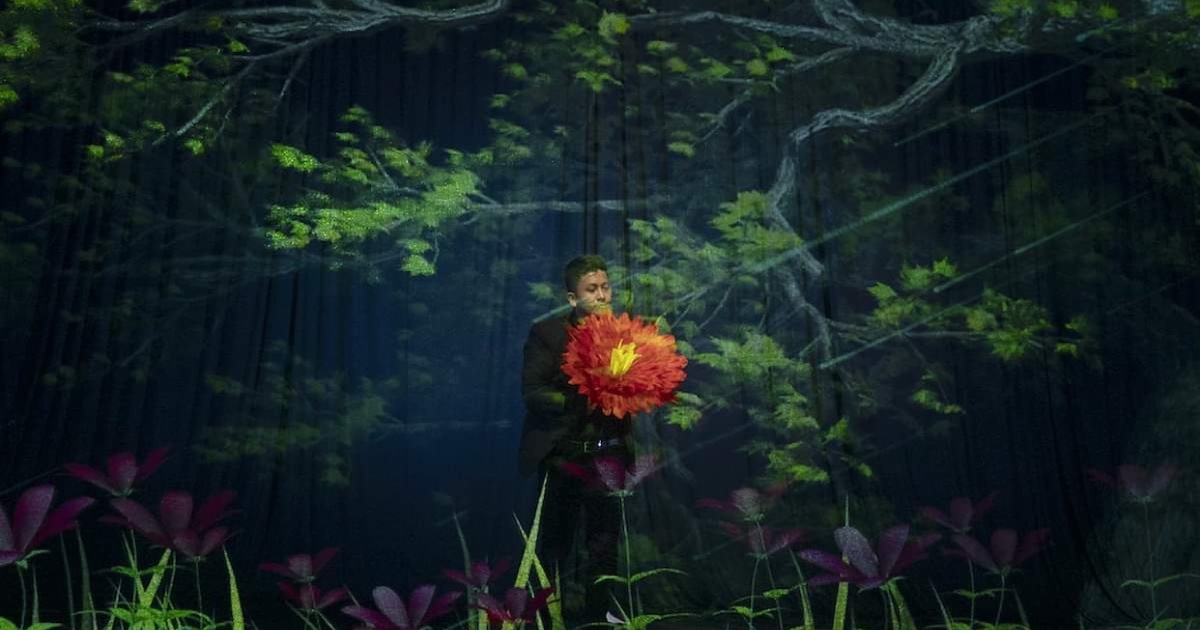 ‘Gánh xiếc hạnh phúc’ trình diễn ở sân khấu hologram đầu tiên tại TP.HCM