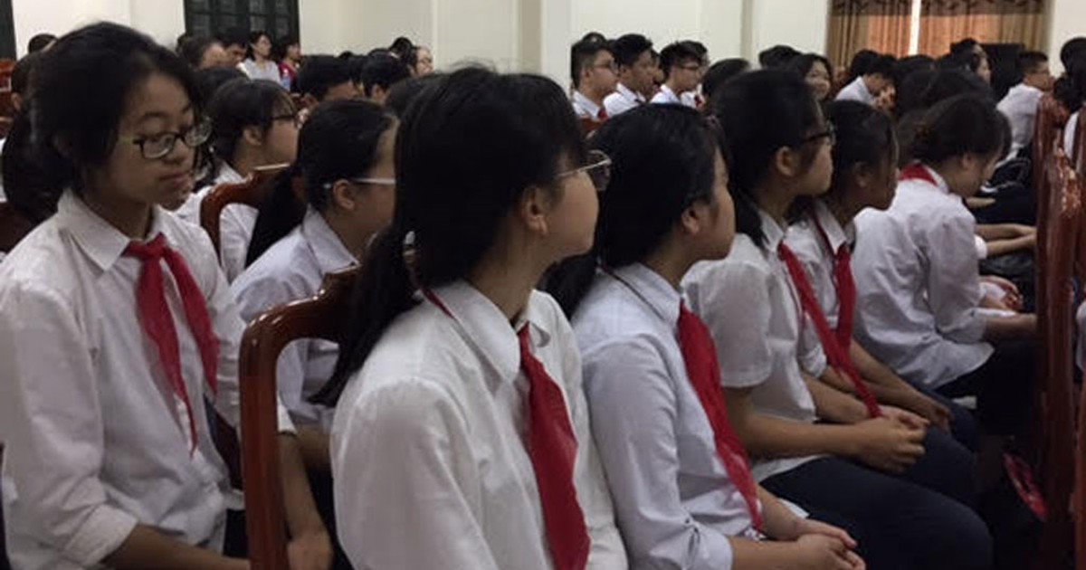 'Gợi ý' học sinh học lực chưa tốt chuyển trường: Việc làm phản giáo dục