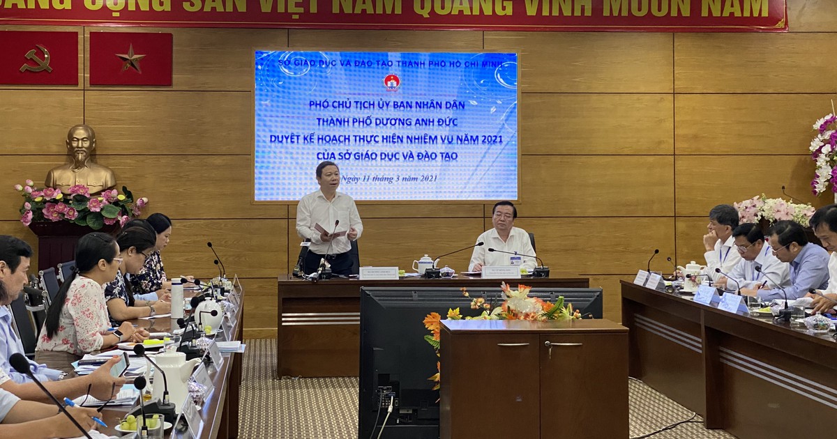 'Chỉ tiêu phòng học chưa đáp ứng nhu cầu của người dân'