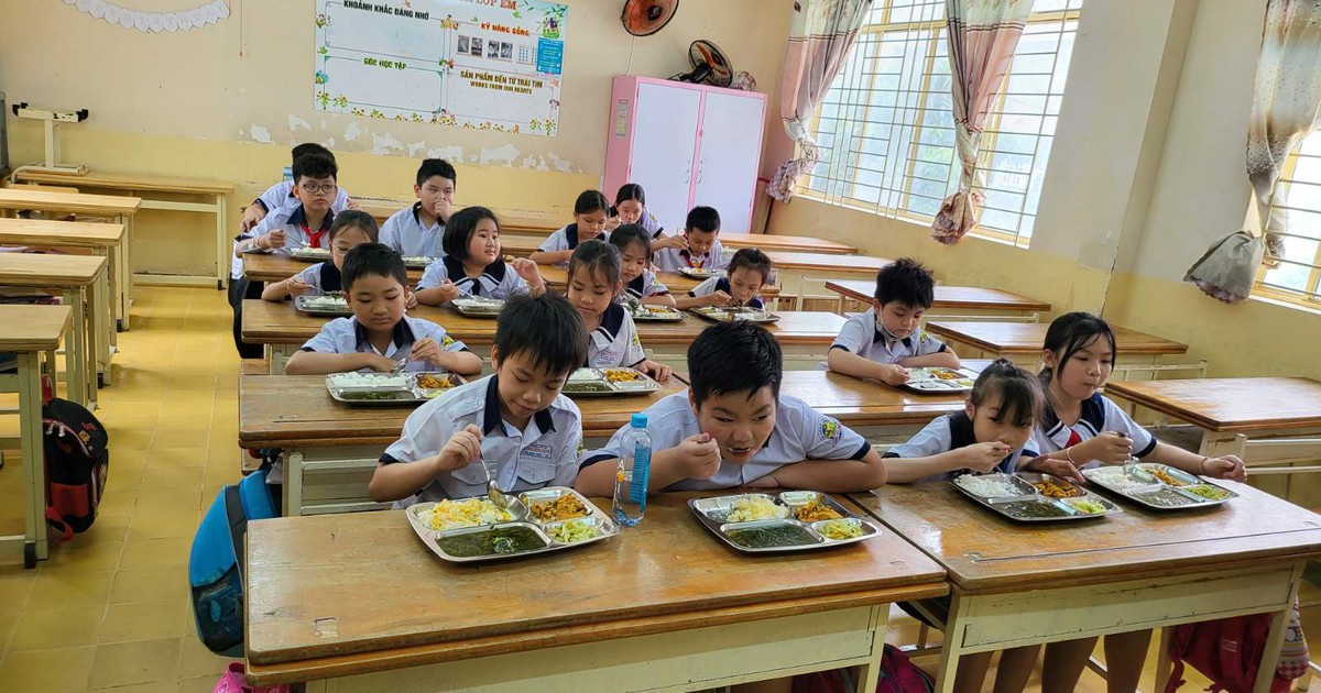 Nhiều học sinh nghi nhiễm Covid-19, Sở Y tế TP.HCM khuyến cáo gì?