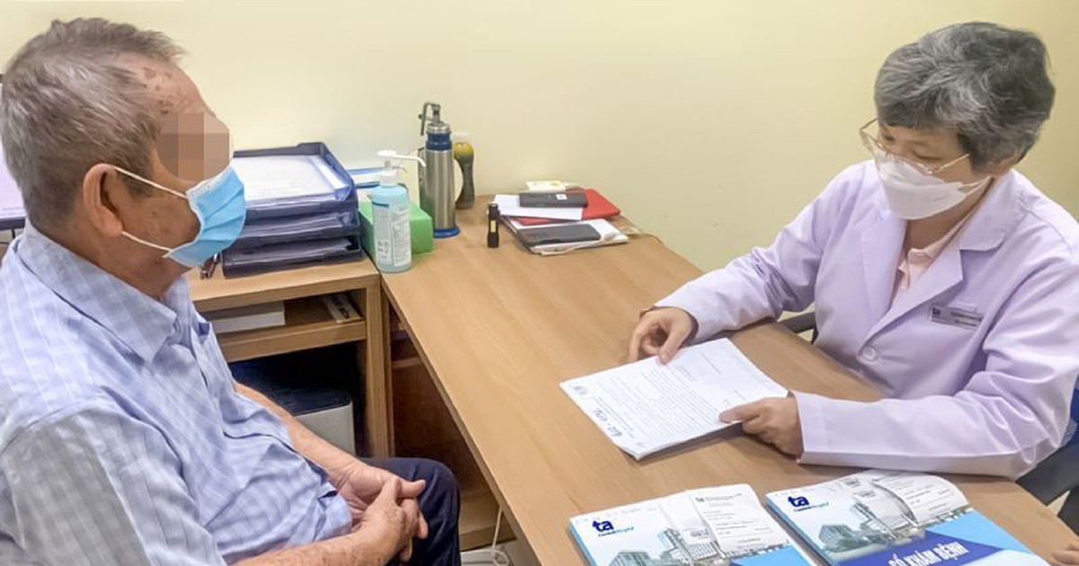 Mất ngủ vì lo sợ ung thư da, hóa ra chỉ là bệnh da liễu