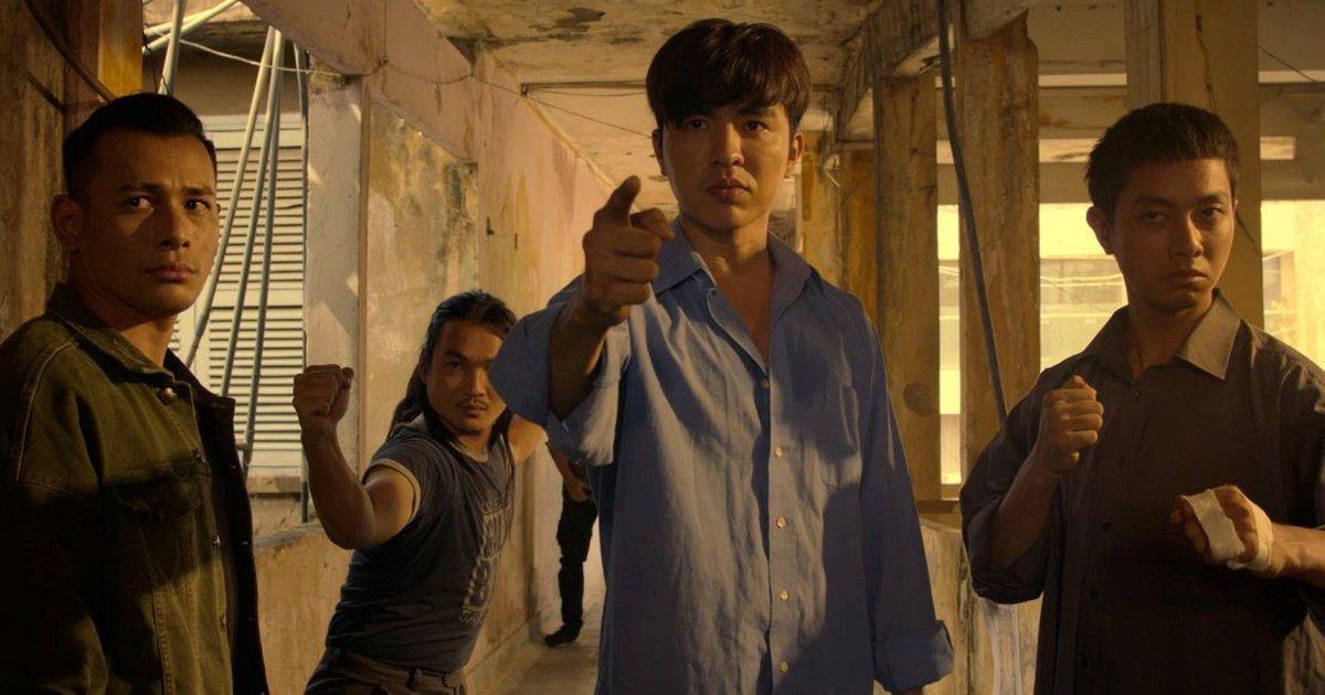 Đạo diễn hành động phim ‘Lật mặt’ ra mắt phim võ thuật ‘Hùng Long Phong Bá’