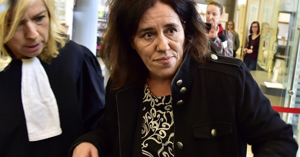 Pháp tuyên án bà mẹ giấu con trong cốp xe từ lúc chào đời