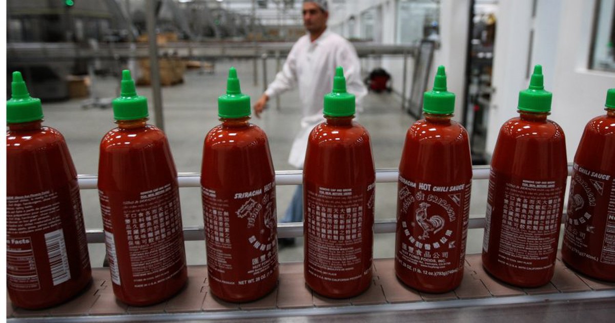 Tương ớt Sriracha của doanh nhân gốc Việt bị Úc thu hồi vì nguy cơ nổ