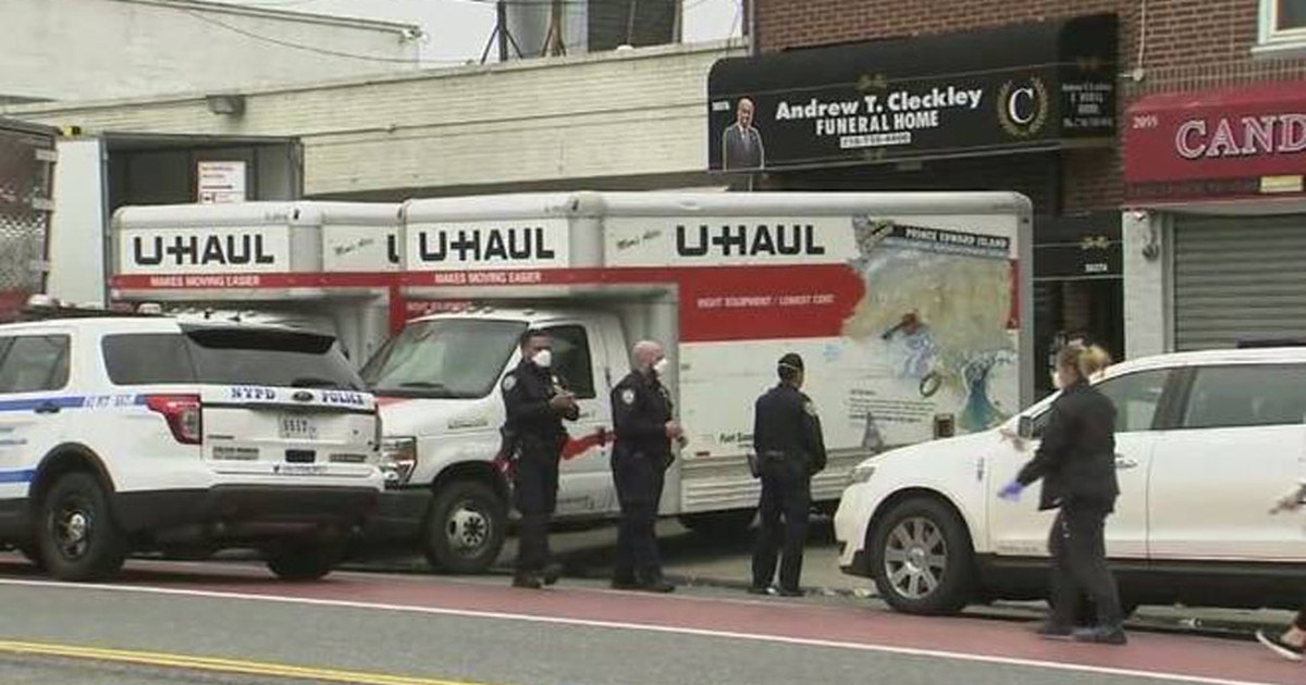 Phát hiện hàng chục thi thể bệnh nhân Covid-19 trong xe tải ở New York