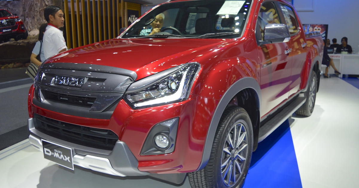 Isuzu D-Max trình làng bản đặc biệt V-Cross tại Thái Lan