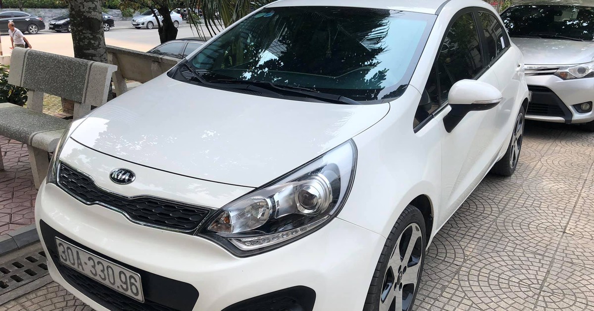Xe cũ Kia Rio 5 cửa giá dưới 400 triệu đồng hấp dẫn khách Việt