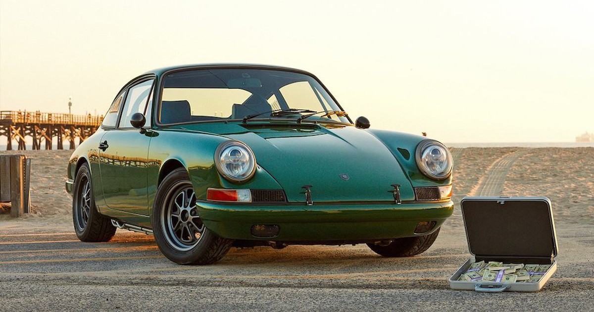 Xe cổ Porshce 911 dùng động cơ điện của Tesla