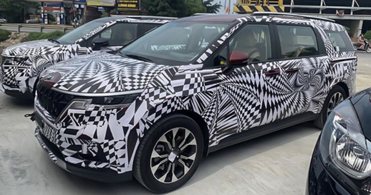 KIA Sedona 2021 bị bắt gặp chạy thử nghiệm tại Việt Nam