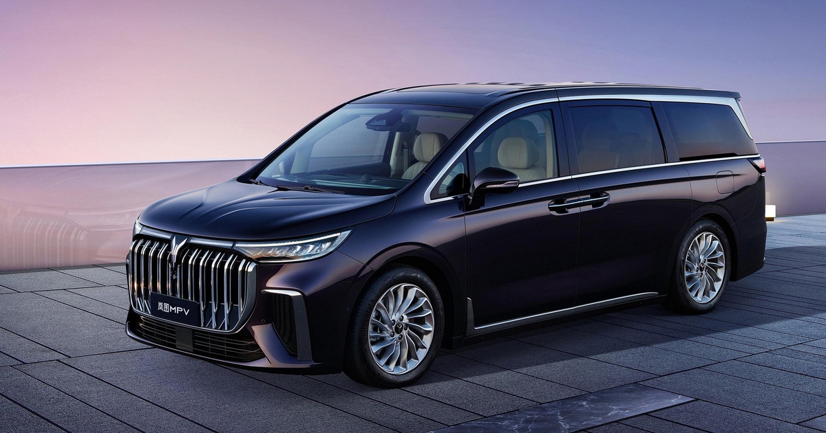 Voyah Dreamer - chiếc minivan chạy điện nhanh nhất thế giới