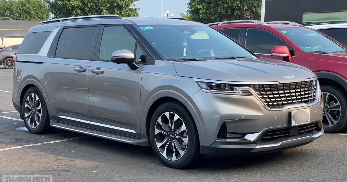 Kia Carnival tăng giá nhưng vẫn bán chạy hơn xe SUV và Crossover tại Việt Nam
