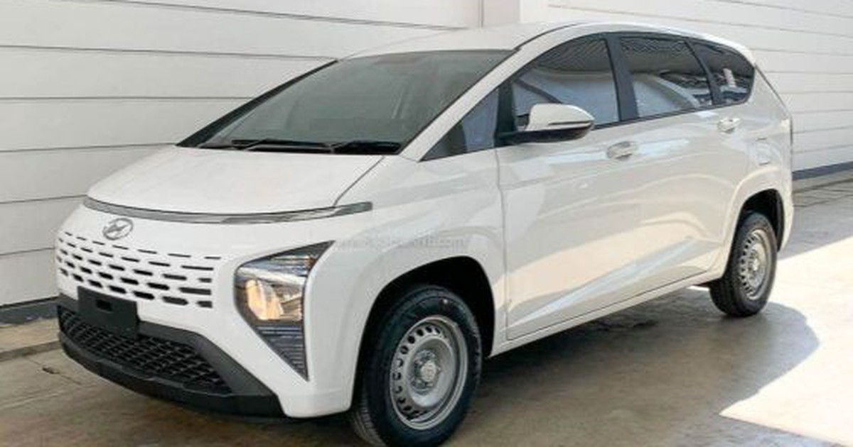 Hyundai Stargazer phiên bản 'đơn sơ' cho dân dịch vụ, giá 366 triệu đồng